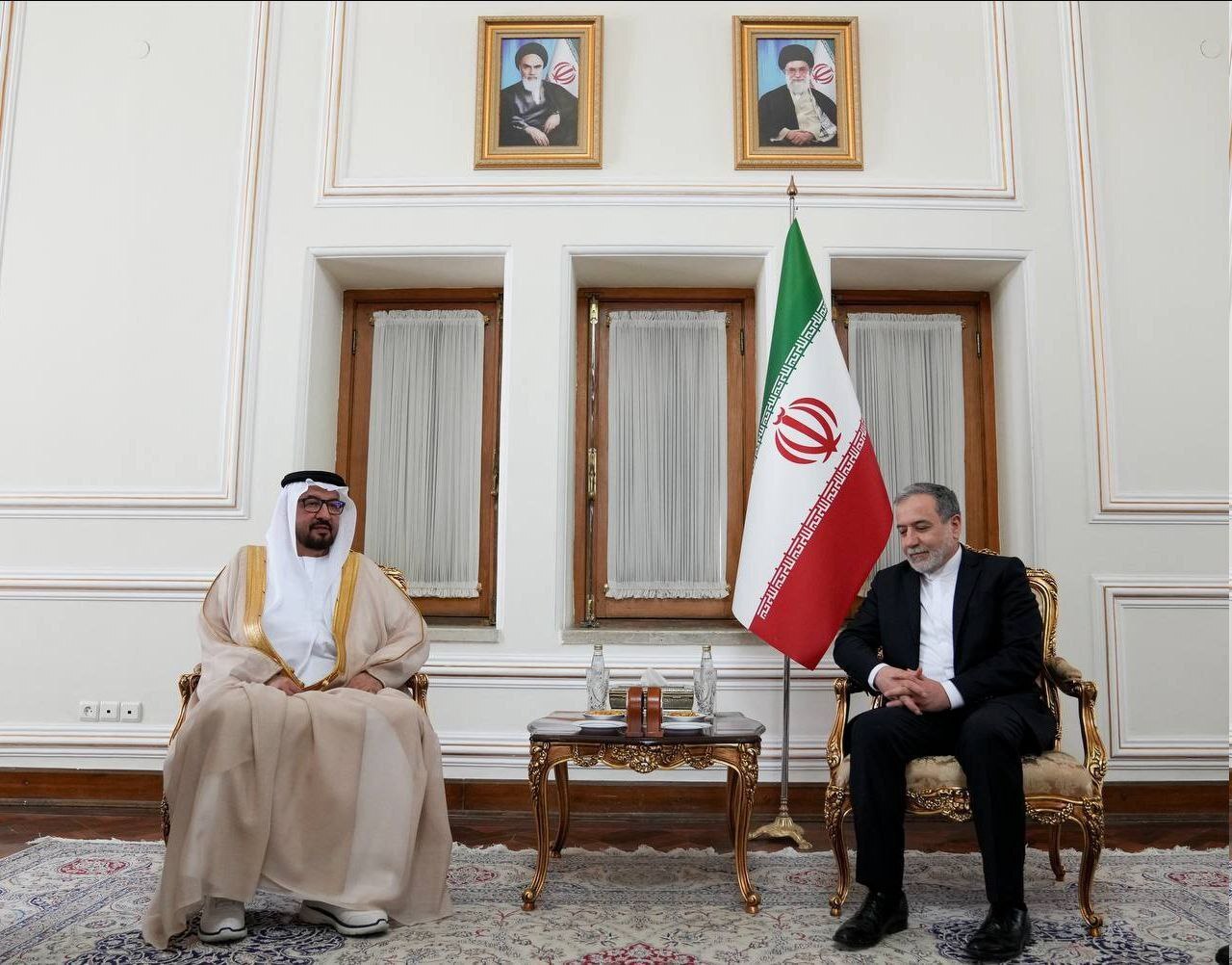 سفیران عمان و امارات با عراقچی