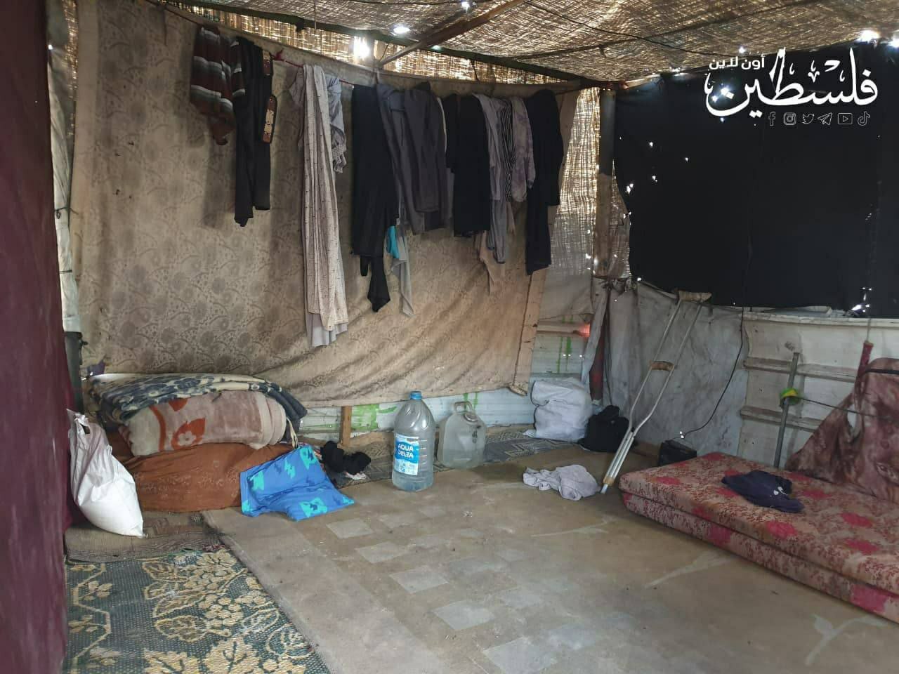 آوارگان فلسطینی زیر باران پاییزی در نوار غزه