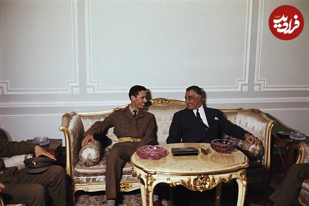معمر قذافی در کنار جمال عبدالناصر