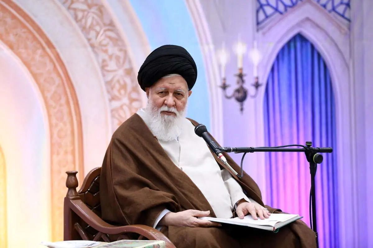 هشدار علمالهدی درباره تلاش برای ترویج بیحجابی علم الهدی: عدهای روی این موضوع کار میکنند که بیحجابیها و لاابالیگری ها باید آزاد باشد