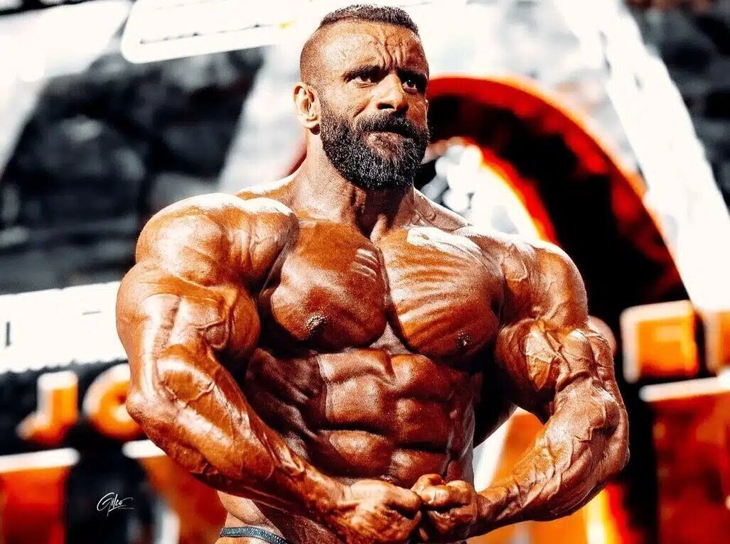 هادی چوپان کیست؟ / از سالن‌های کوچک شیراز تا درخشش در بزرگ‌ترین صحنه‌های جهانی