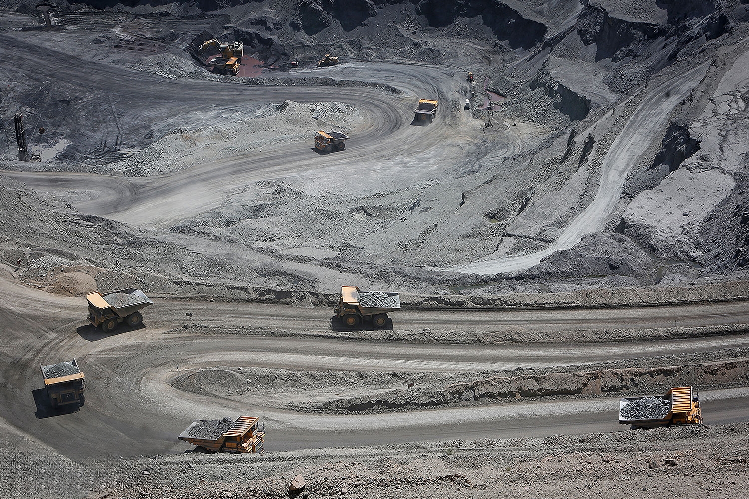 فاجعه خام‌فروشی منابع‌طبیعی