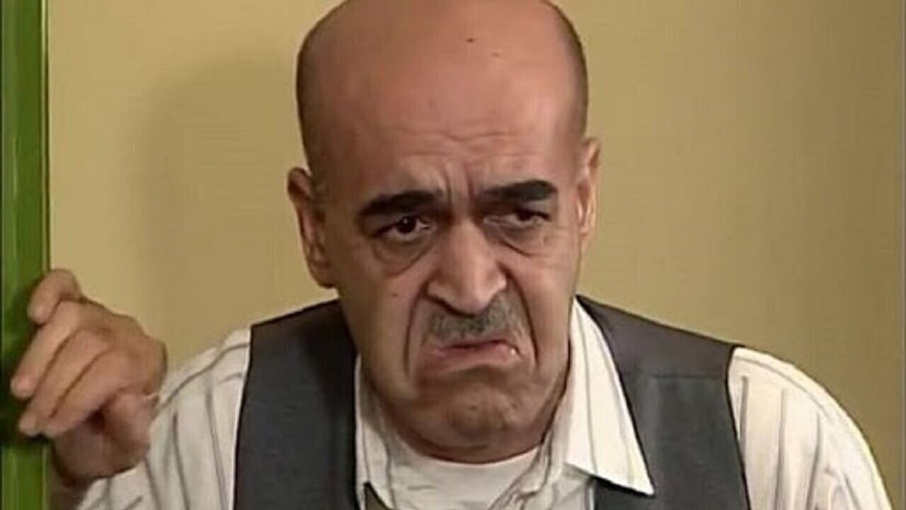 خشایار مستوفی