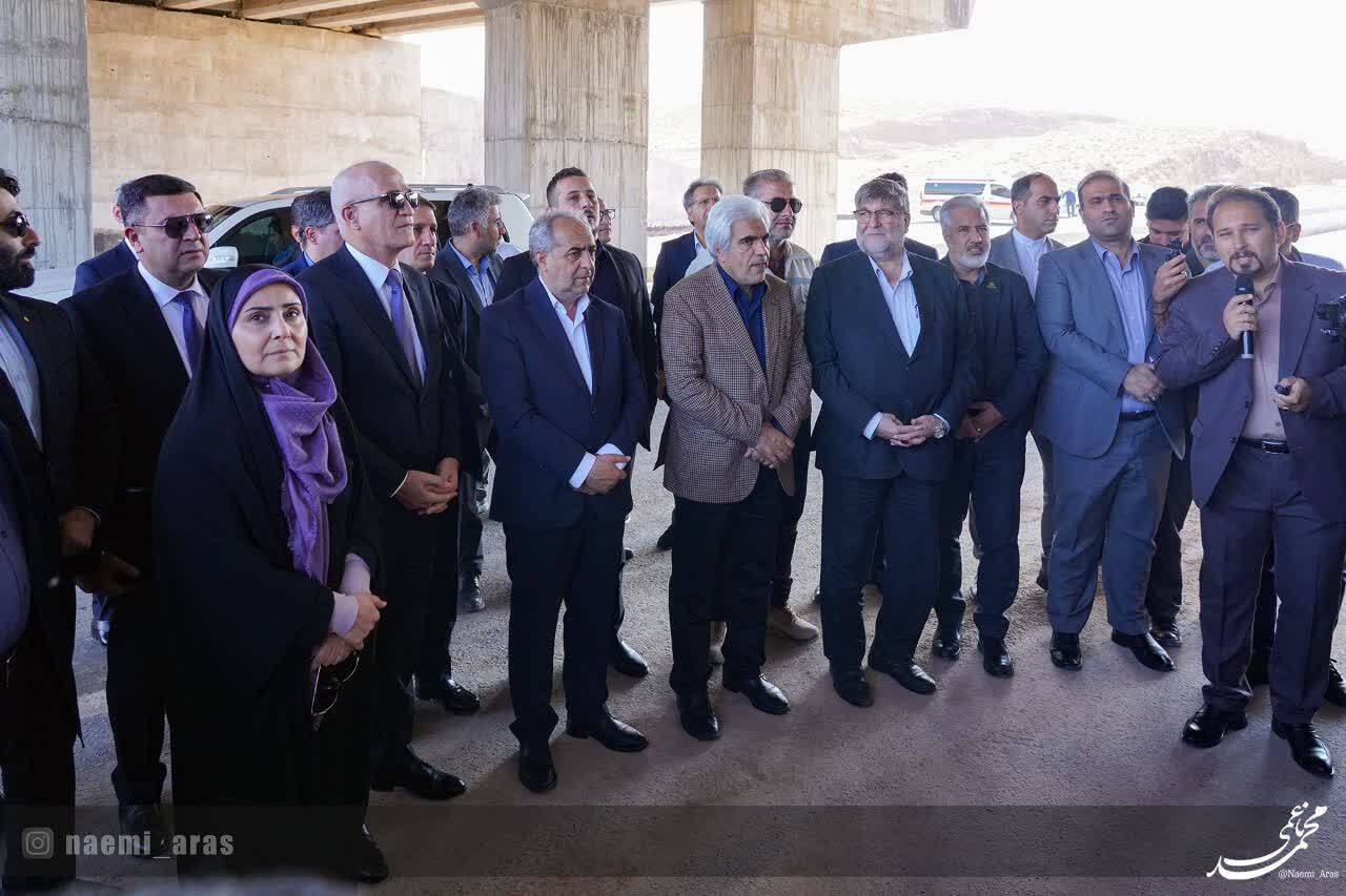 بازدید وزیر راه و شهرسازی از کریدور ارس