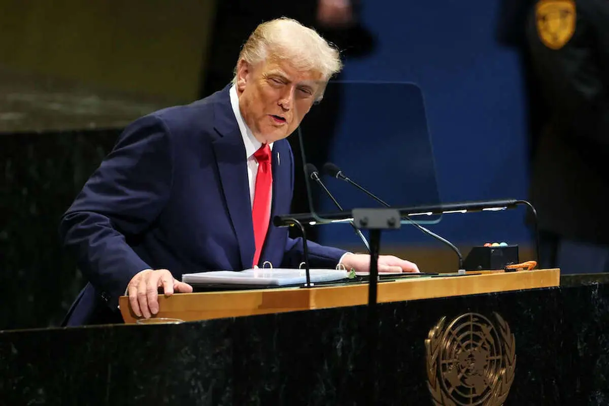 اکسیوس: ترامپ چارچوبی برای پایان جنگ غزه به سران عرب ارائه داده است اکسیوس: ترامپ چارچوبی برای پایان جنگ غزه به سران عرب ارائه داده است