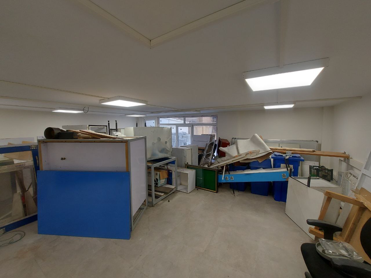 وضعیت اتاق آزمایشگاه دانشگاه تهران