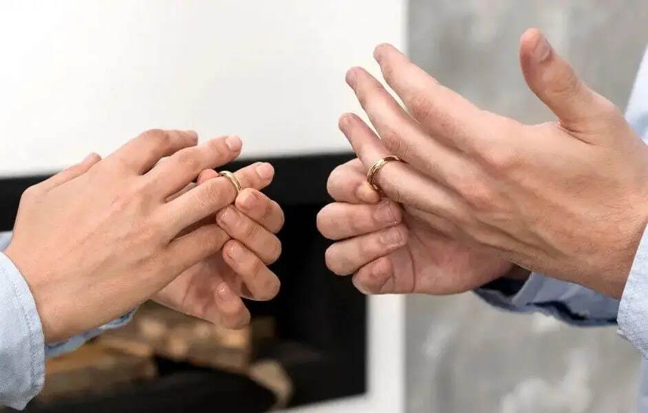 طلاق صوری برای گرفتن مستمری