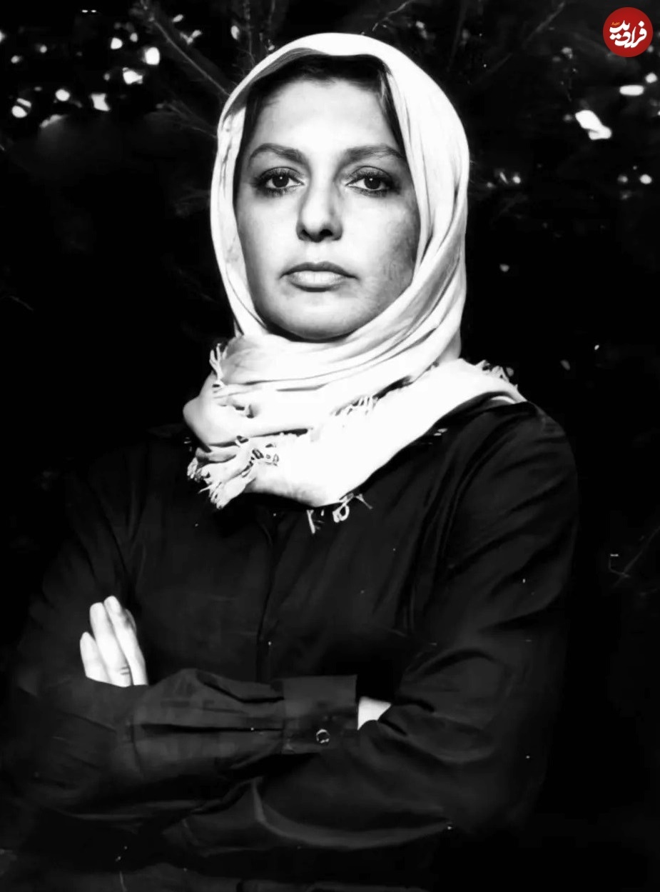 پوشش عجیب گوگوش