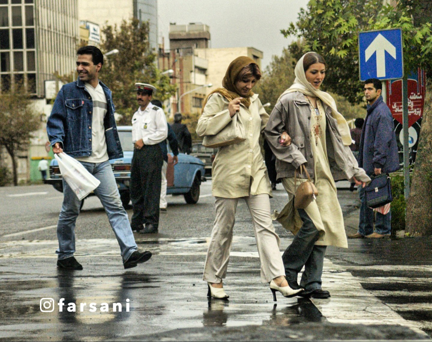 حال و هوای یک روز بارانی