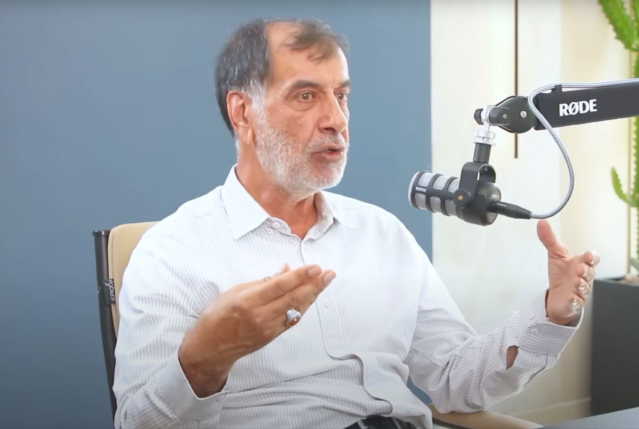 اظهارات باهنر درباره حجاب