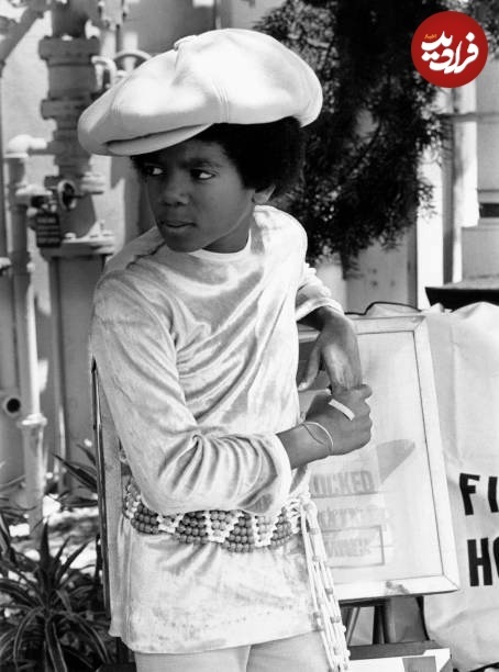 مایکل جکسون با پوشش عجیب