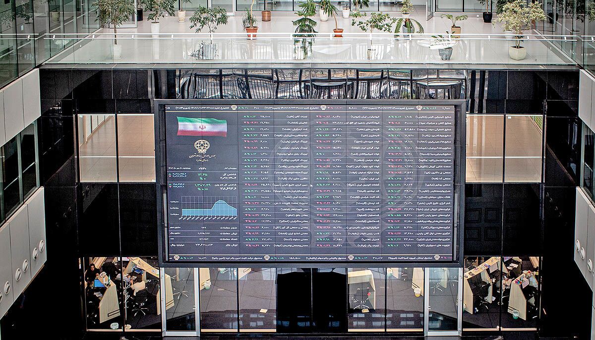 ترمز رشد بورس کشیده شد