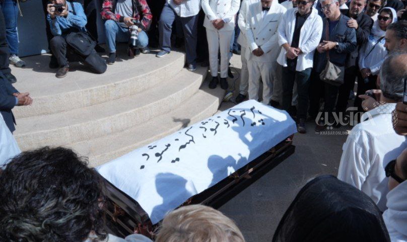 نوشته تلخ روی تابوت زنده‌یاد ناصر تقوایی