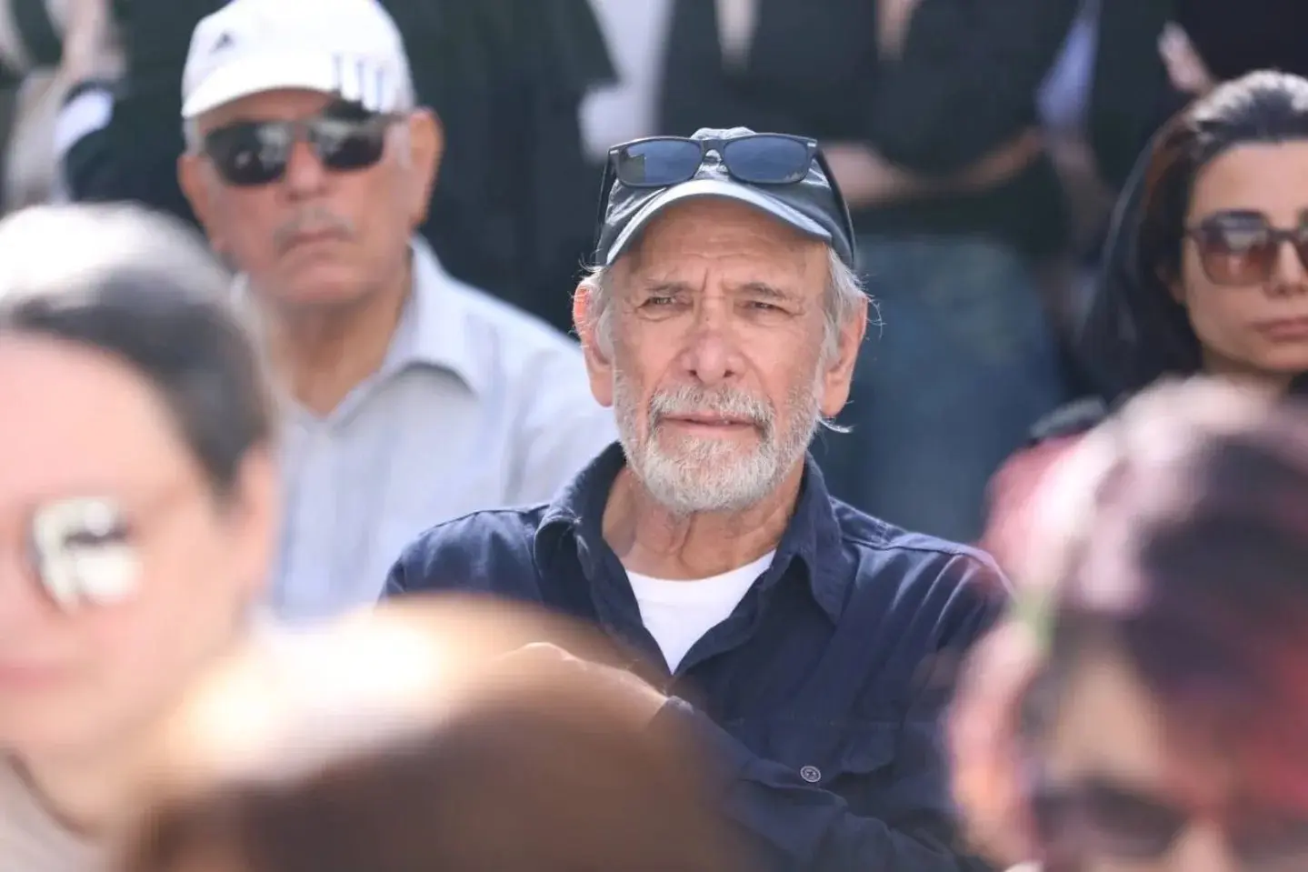 مراسم تشییع ناصر تقوایی