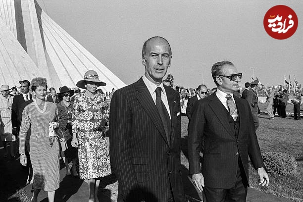 محمدرضا پهلوی و رئیس جمهور فرانسه در میدان آزادی