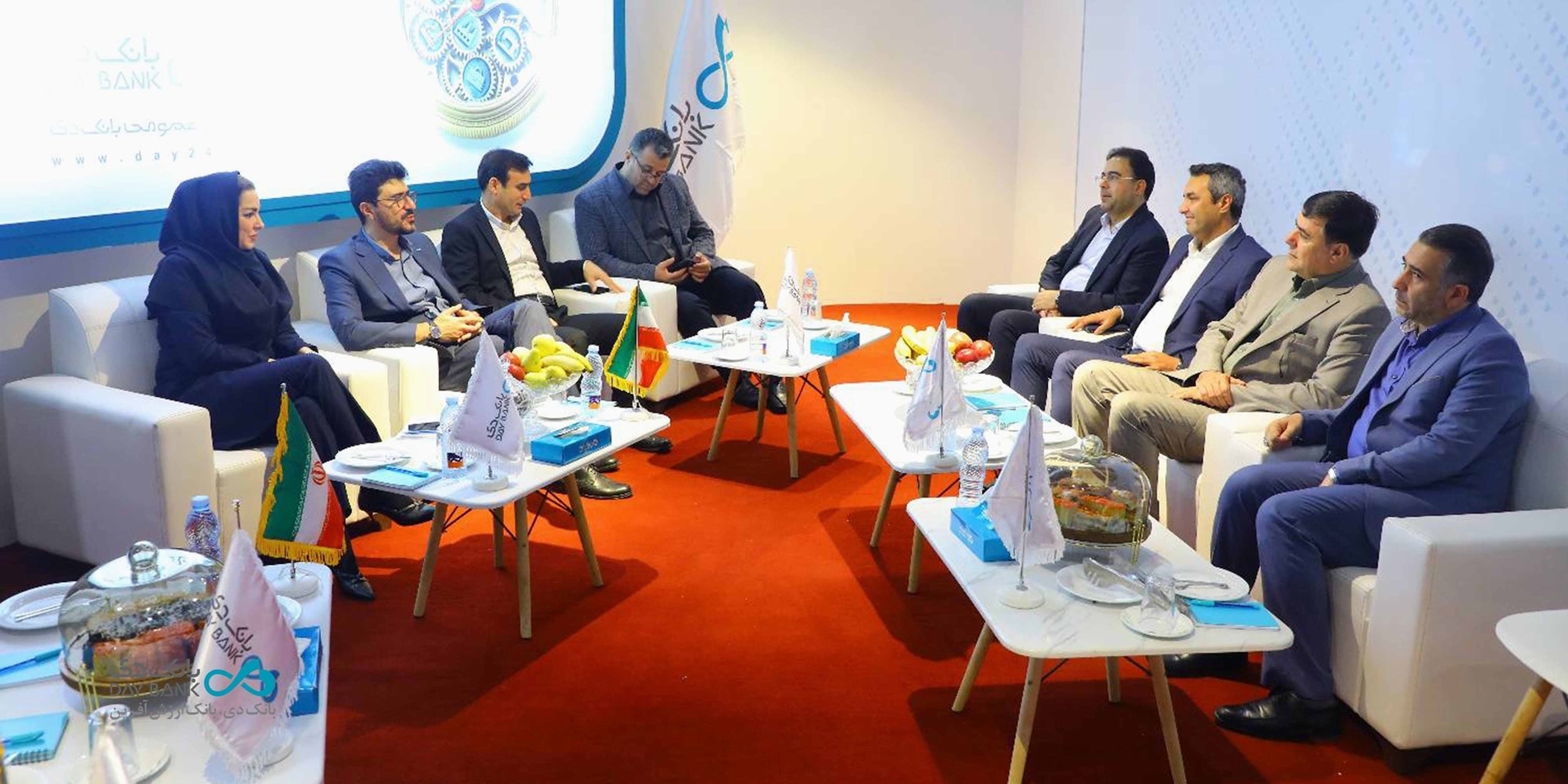 حضور هدفمند و حرفهای «بانک دی» در نمایشگاه شهر پایدار حضور هدفمند و حرفهای «بانک دی» در نمایشگاه شهر پایدار