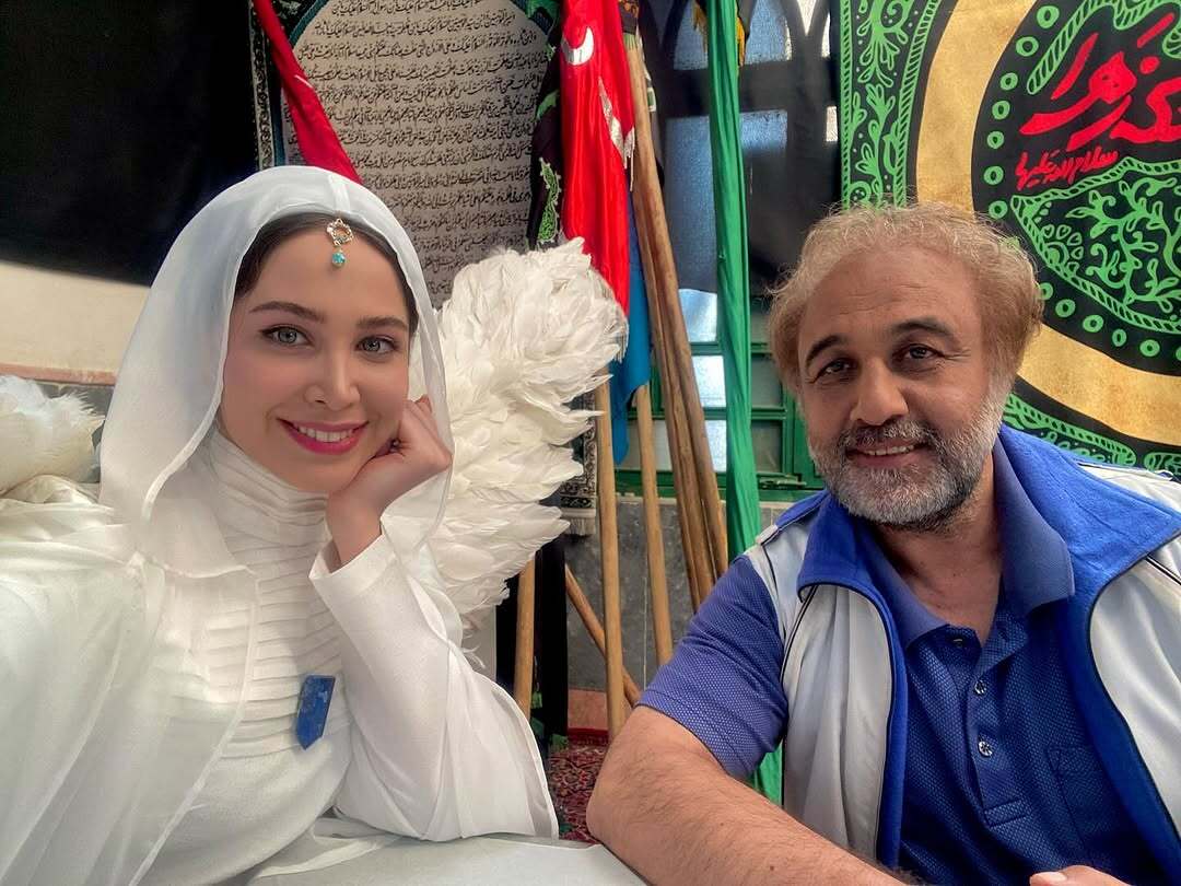 رضا عطاران با فرشته بالدار