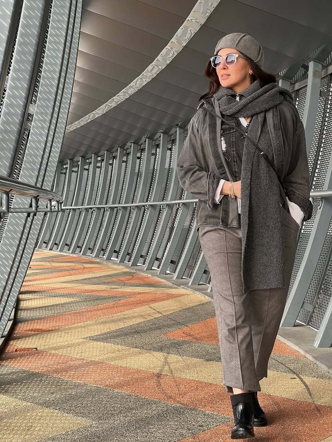 لیلا بلوکات با نیم بوت