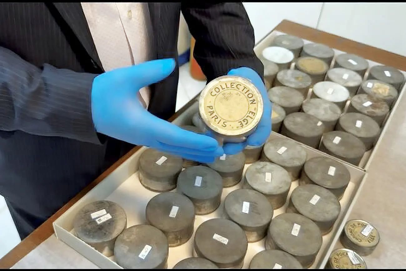 کشف آثار تاریخی کاخ گلستان کشف آثار تاریخی کاخ گلستان