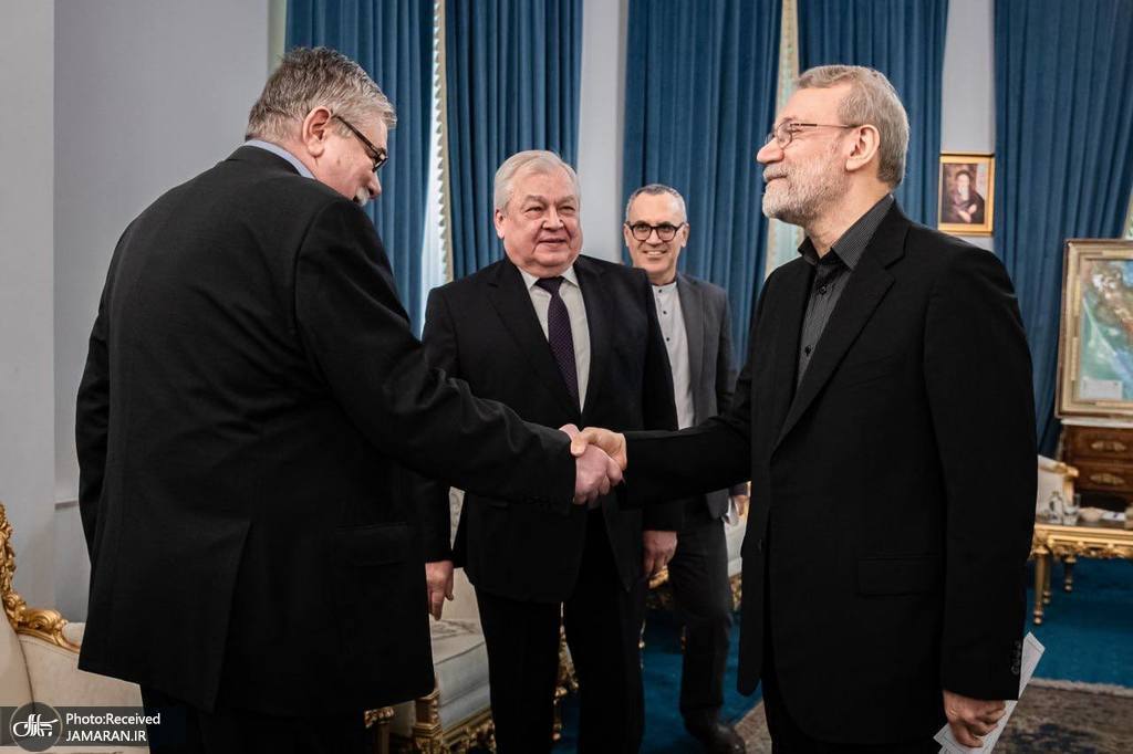 الکساندر لاورنتیف و علی لاریجانی