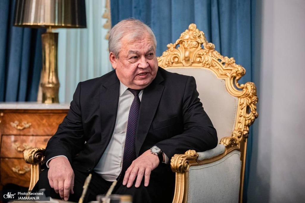 الکساندر لاورنتیف