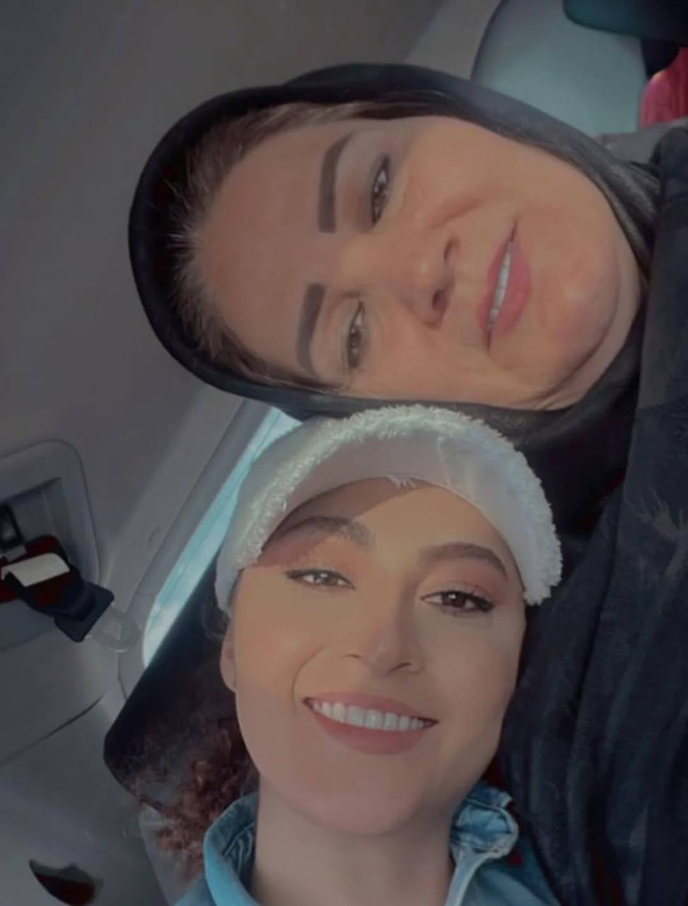 مریم مومن و مادر جوانش