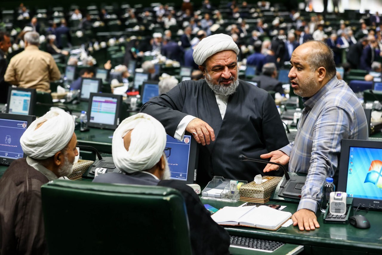 دستافشان به سوی رویای بمب! دستافشان به سوی رویای بمب!