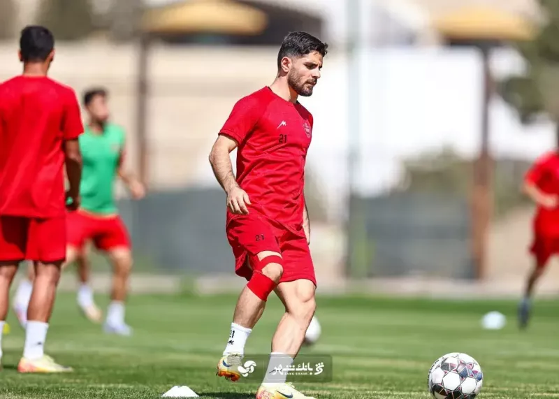 عکس/ بازگشت یک مصدوم به تمرینات پرسپولیس