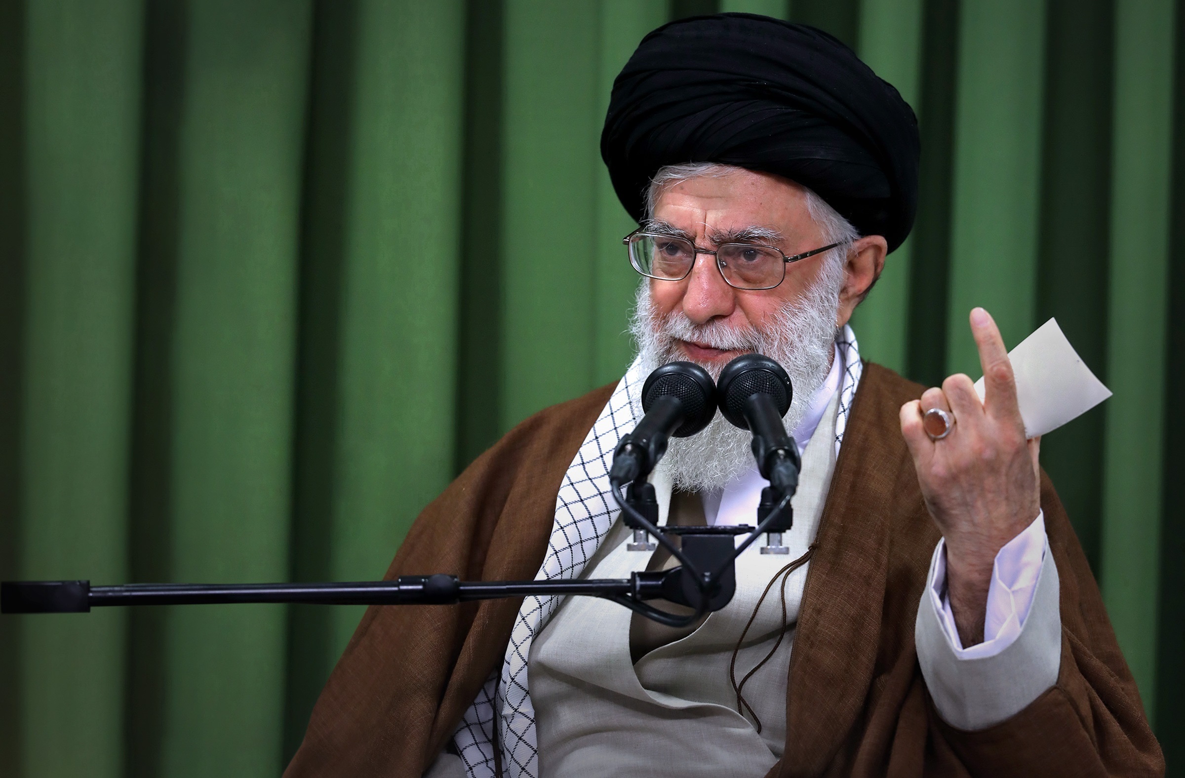 سخنرانی رهبر انقلاب