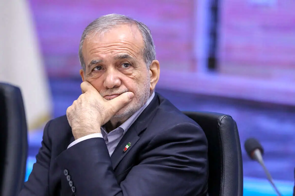 پزشکیان: نخبه کسی است که عقب نمی‌کشد