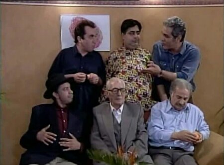 عکس/ چهره متفاوت بازیگران در پشت‌صحنه سریال نقطه‌چین با گریم بامزه