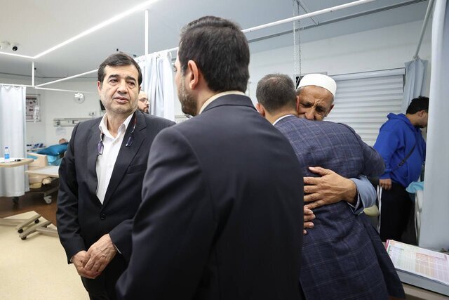 عیادت وزیر ورزش از ملی‌پوش والیبال، صابر کاظمی