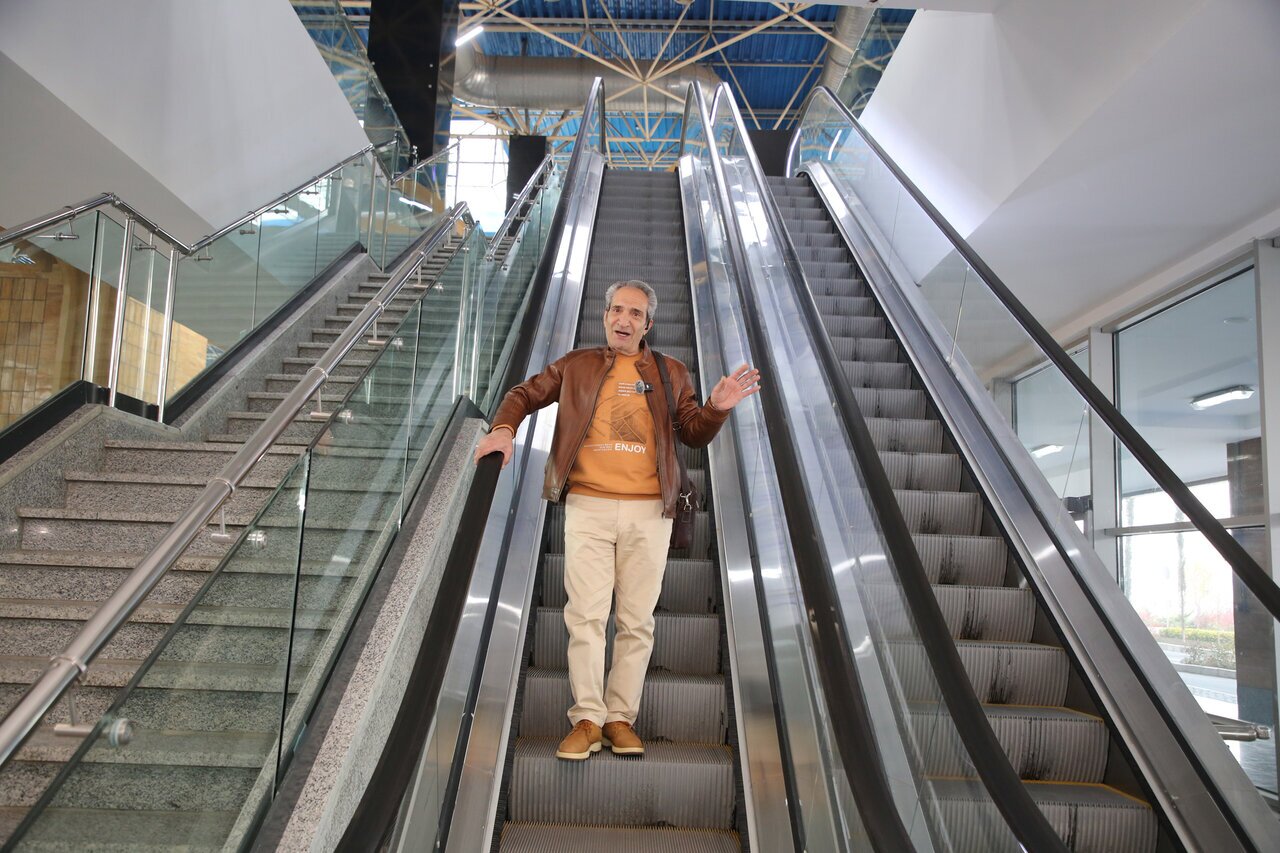 زندگی‌نامه خشایار راد