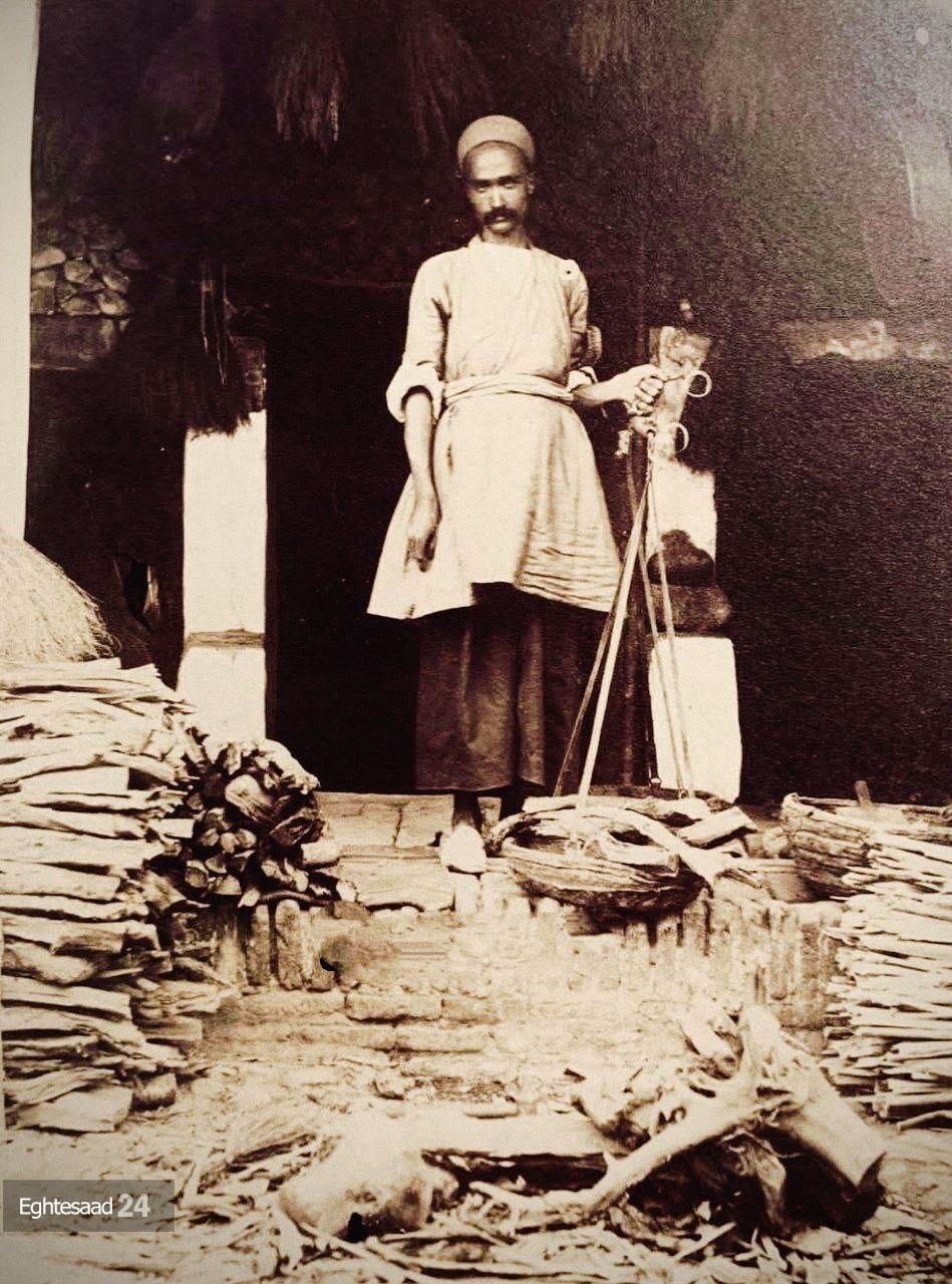 چهره هیزم شکن جوان