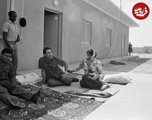 معمر قذافی به همراه همسرش