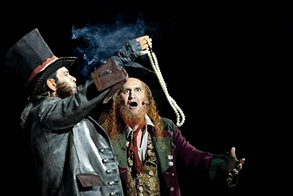 در نمایش موزیگال الیور توئیست چه خبر است؟