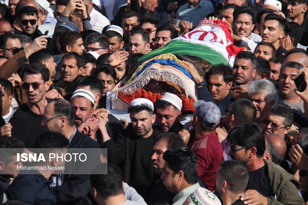لحظات دردناک در مراسم وداع با صابر کاظمی