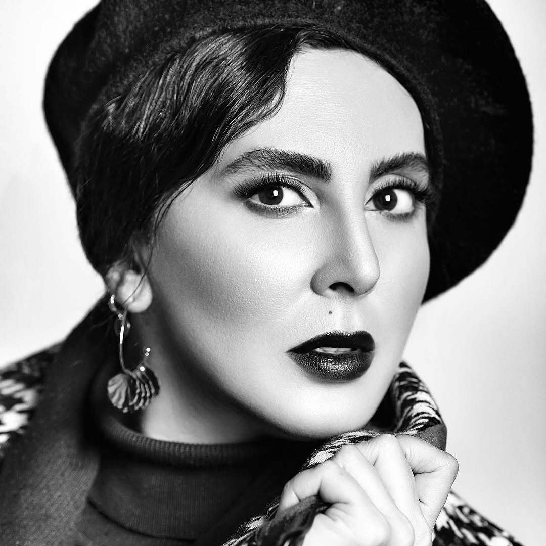 لیلا بلوکات با ژست های هنری