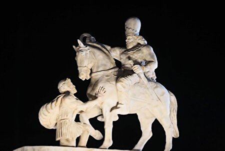 مجسمه والرین چیست و چرا در میدان انقلاب نصب شد؟