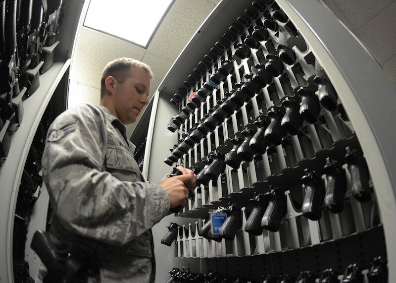 انواع اسلحه کلت برتا