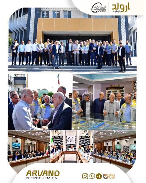 تأکید بر نقش پتروشیمیها در اقتصاد دریامحور و توسعه اجتماعی منطقه تأکید بر نقش پتروشیمیها در اقتصاد دریامحور و توسعه اجتماعی منطقه