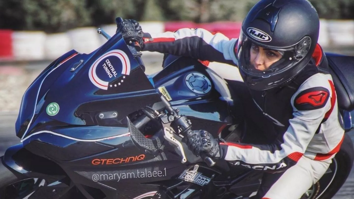 زنان موتورسوار