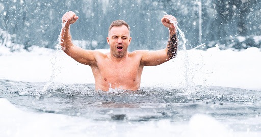 تأثیر واقعی حمام آب یخ بر بدن انسان