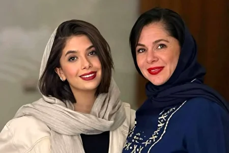 سلفی عجیب نفس بازغی با تم سیاه و سفید+ عکس