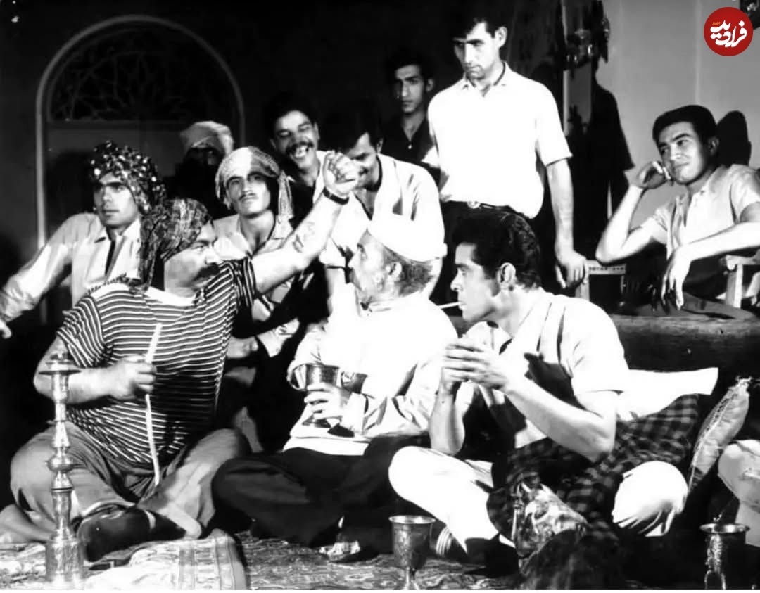 جمشید هاشم‌پور در کنار بهروز وثوقی