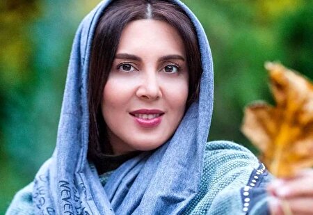 ژست جالب لیلا بلوکات به همراه حیوان خانگی‌اش+ عکس