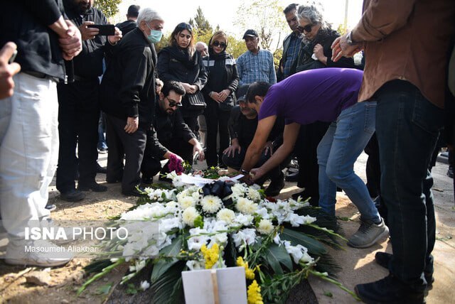 مزار همایون ارشادی در کرج