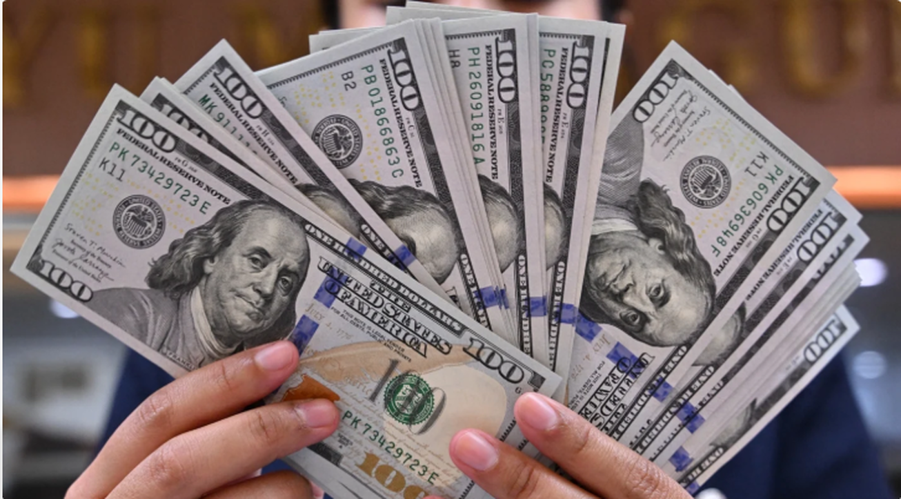 پیش بینی قیمت دلار