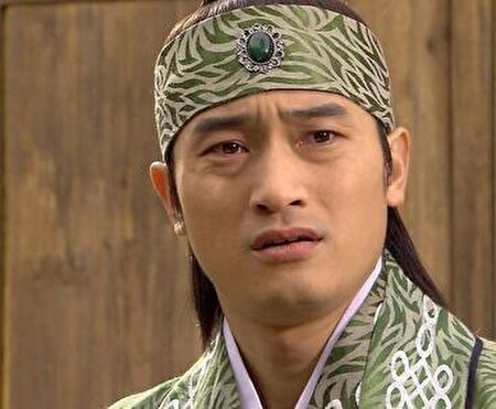 عکس/ استایل شیک و خاص یونگ‌پو سریال جومونگ به همراه پسرش در راه مدرسه