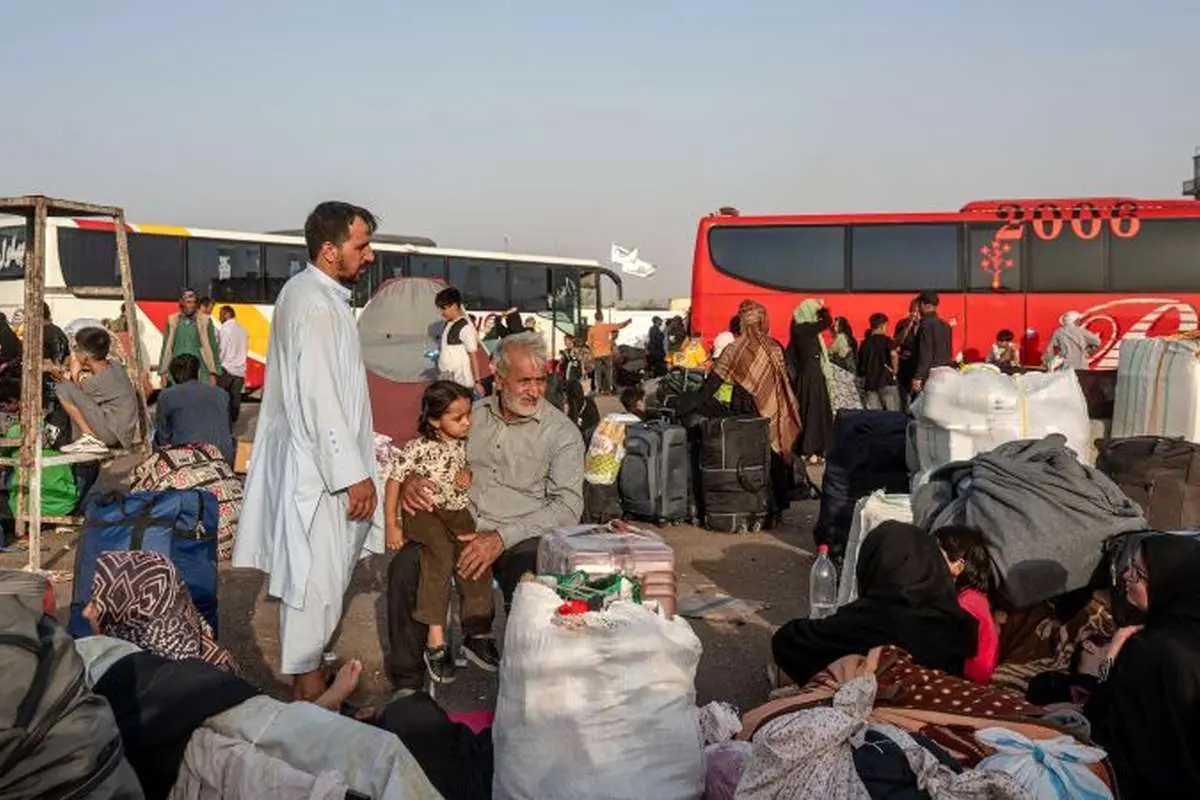 اخراج اتباع غیرمجاز